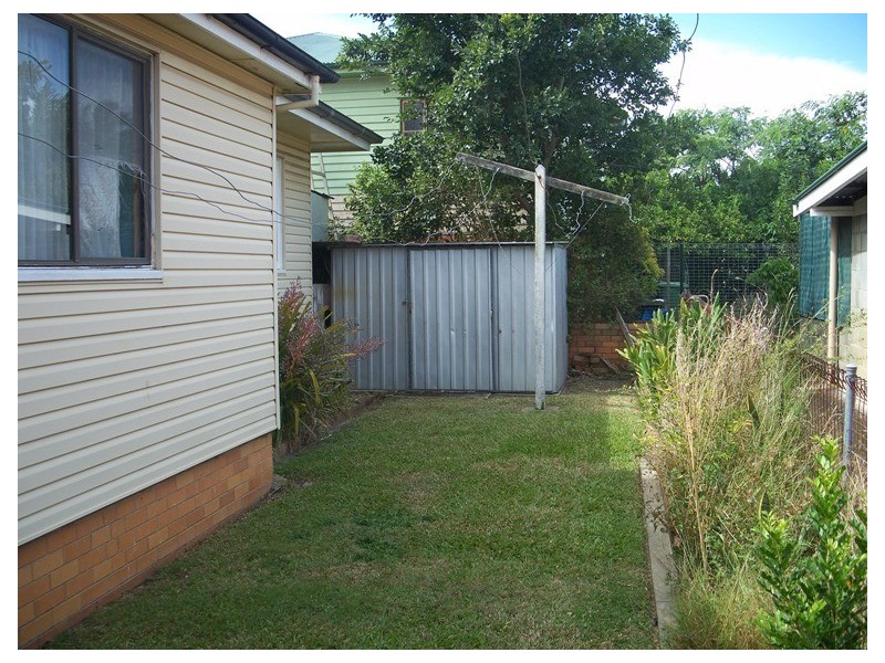 20 Victoria Avenue, Woody Point QLD 4019