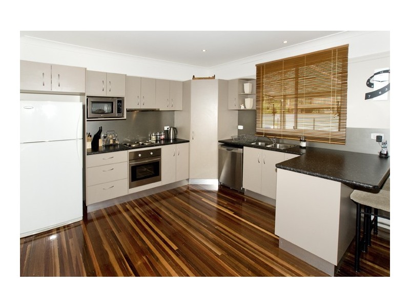 198 Scarborough Road, Scarborough QLD 4020