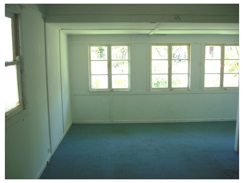 5 Davis Street, Redcliffe QLD 4020