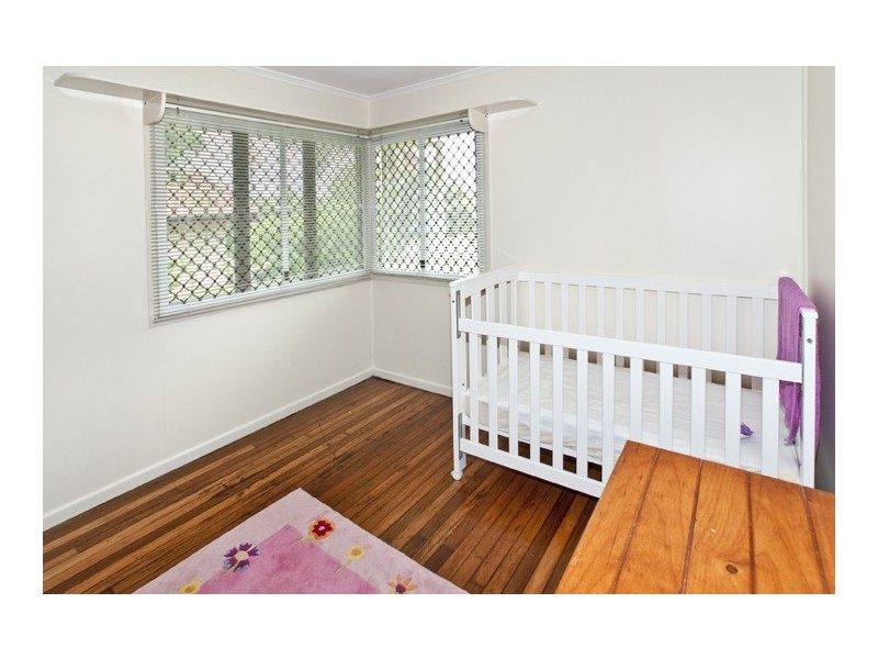 12 Hurrell Street, Clontarf QLD 4019