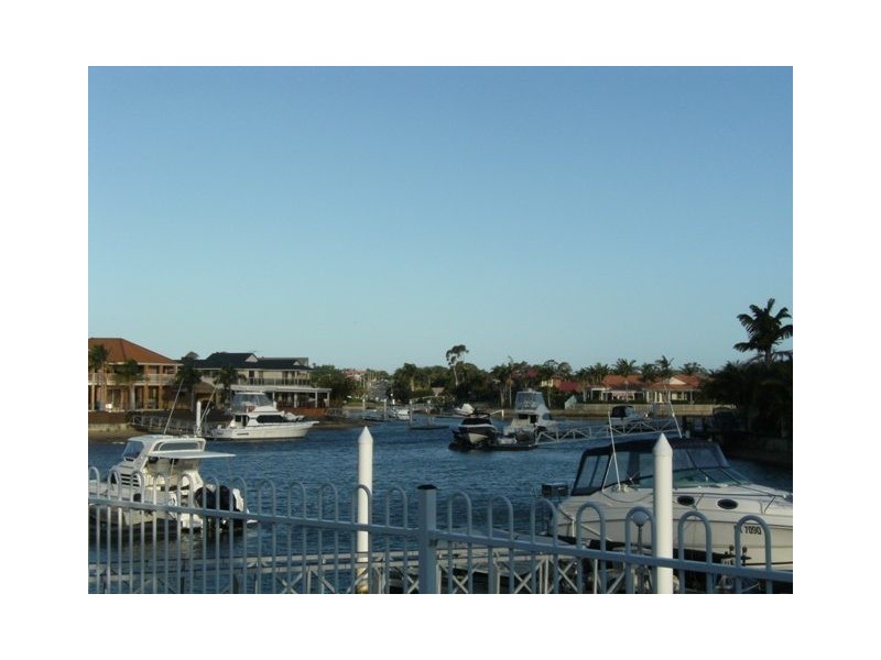 46 Intrepid Court, Newport QLD 4020