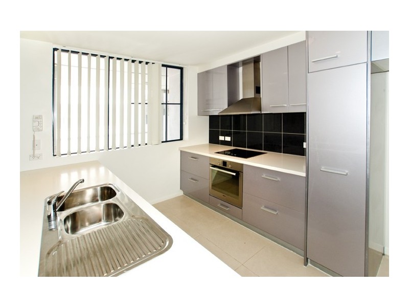 11/3 MacDonnell Road, Margate QLD 4019