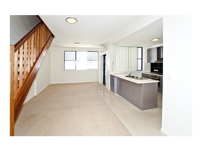11/3 MacDonnell Road, Margate QLD 4019