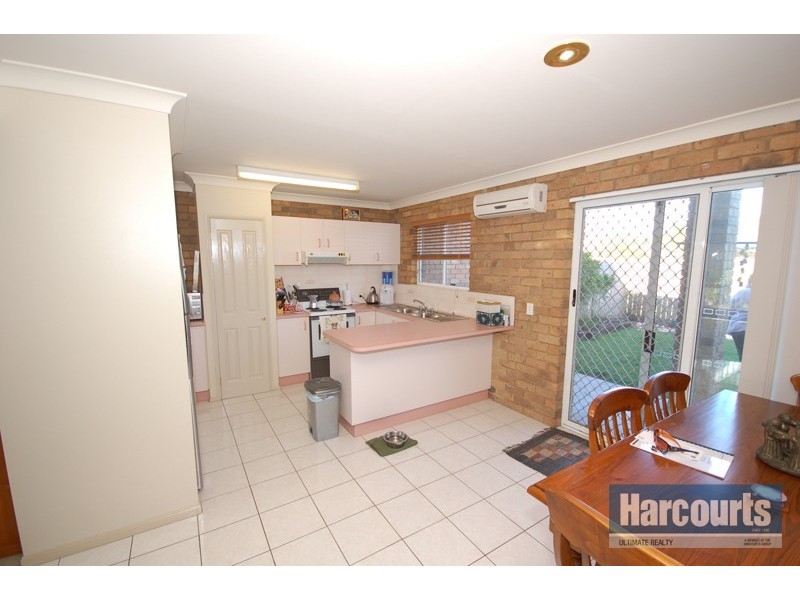 2/8 Wattle Road, Rothwell QLD 4022