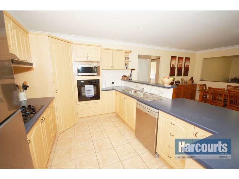 4 Copeland Drive, North Lakes QLD 4509