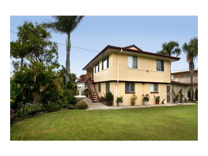 19 Redbank Road, Redcliffe QLD 4020