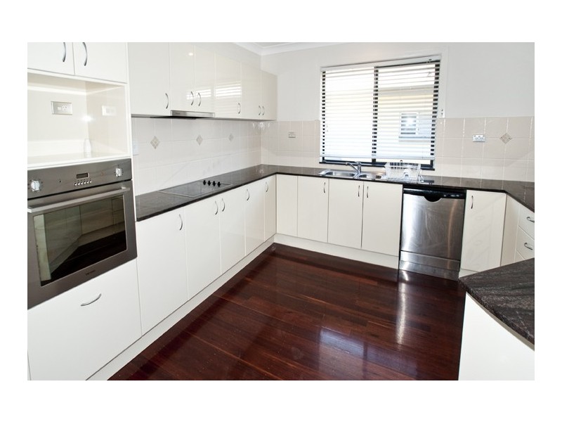 598A Oxley Avenue, Scarborough QLD 4020