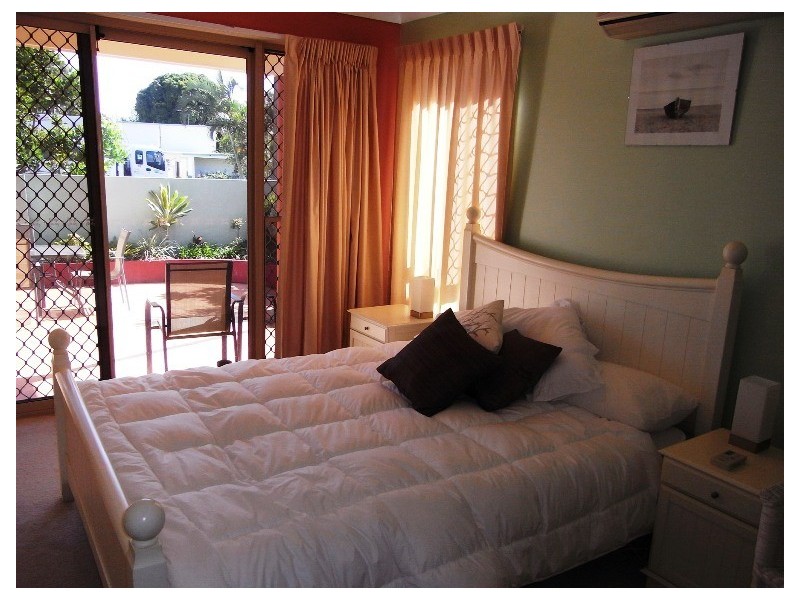 4/19 Griffith Road, Scarborough QLD 4020