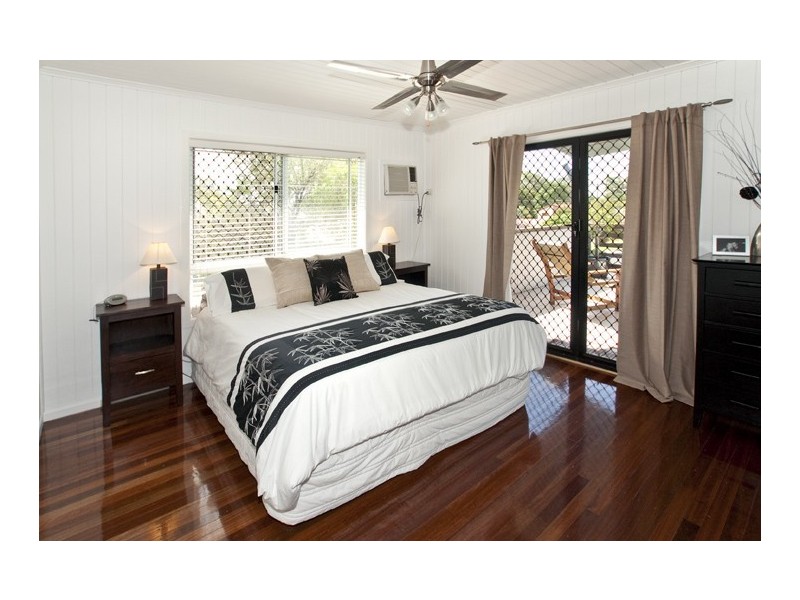 43 Long Street, Clontarf QLD 4019