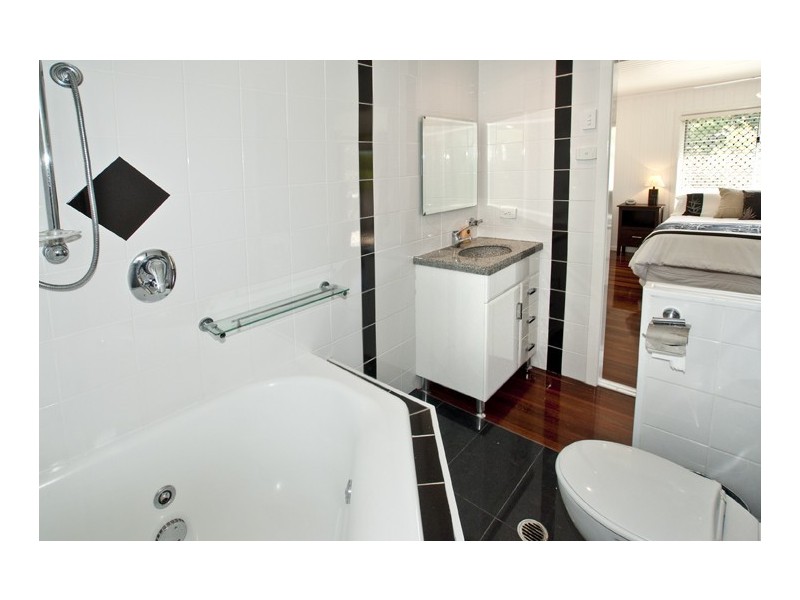 43 Long Street, Clontarf QLD 4019