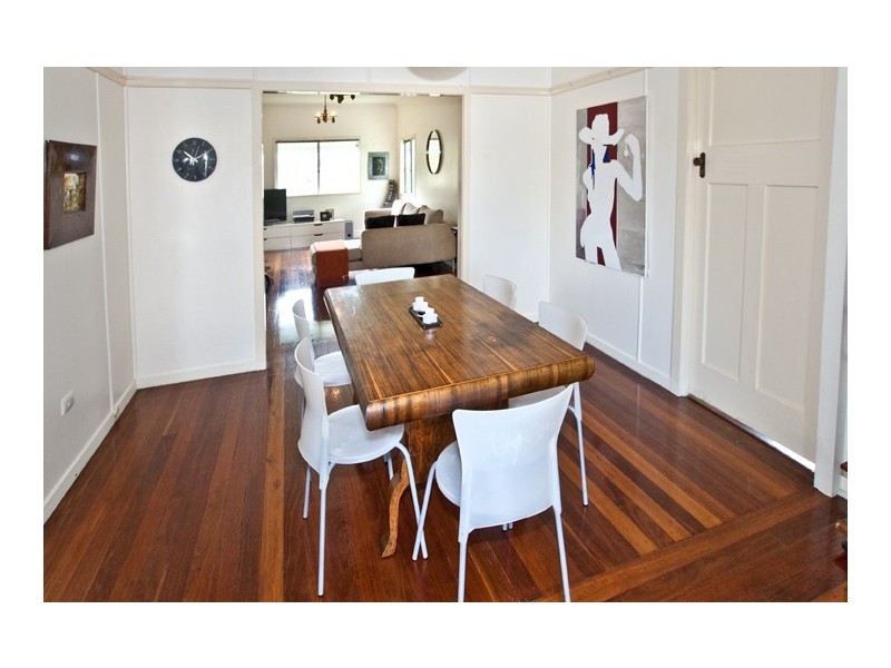 3 Manley Street, Redcliffe QLD 4020