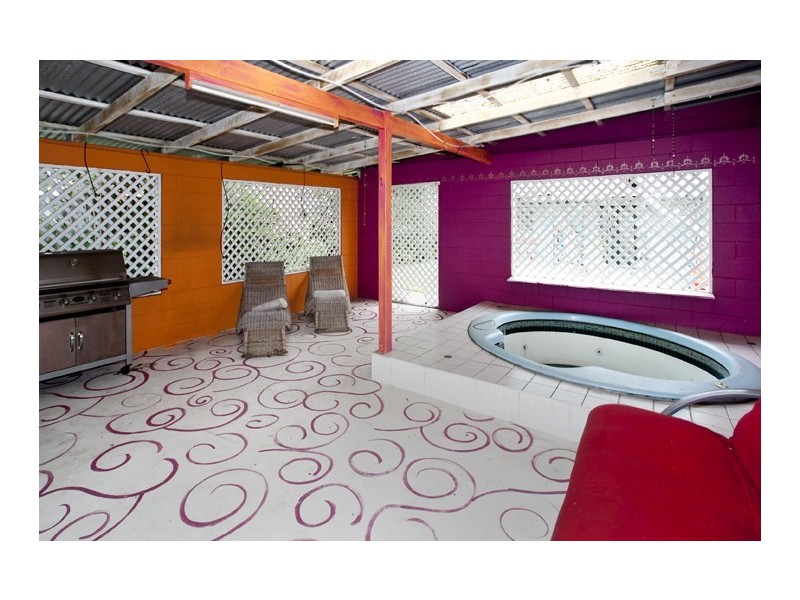 3 Manley Street, Redcliffe QLD 4020