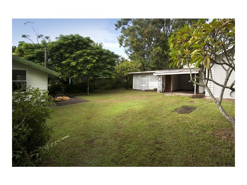 25 Michel Road, Scarborough QLD 4020