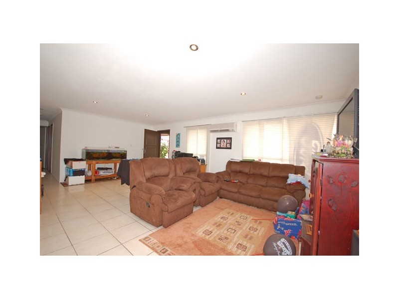 104 Cambridge Street, Rothwell QLD 4022