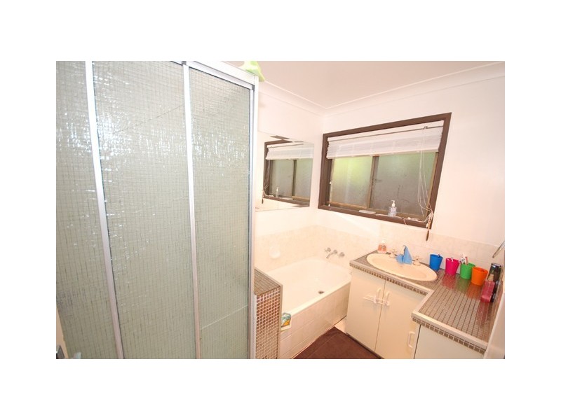 104 Cambridge Street, Rothwell QLD 4022