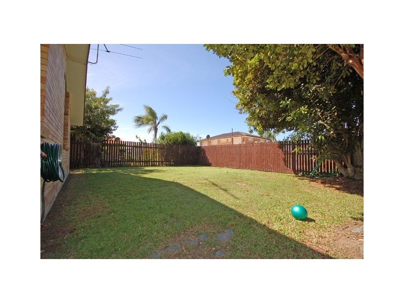 104 Cambridge Street, Rothwell QLD 4022