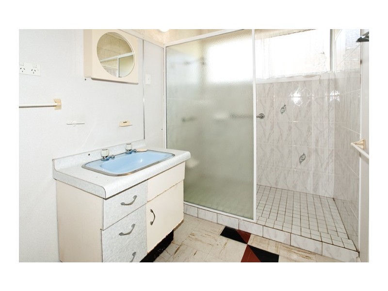 34 Central Avenue, Scarborough QLD 4020