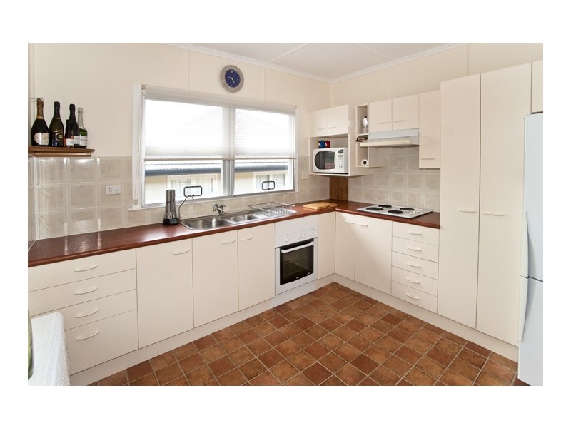 12 Welch Street, Clontarf QLD 4019