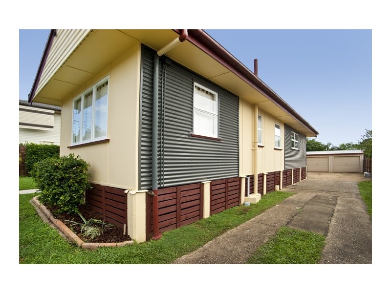 12 Welch Street, Clontarf QLD 4019