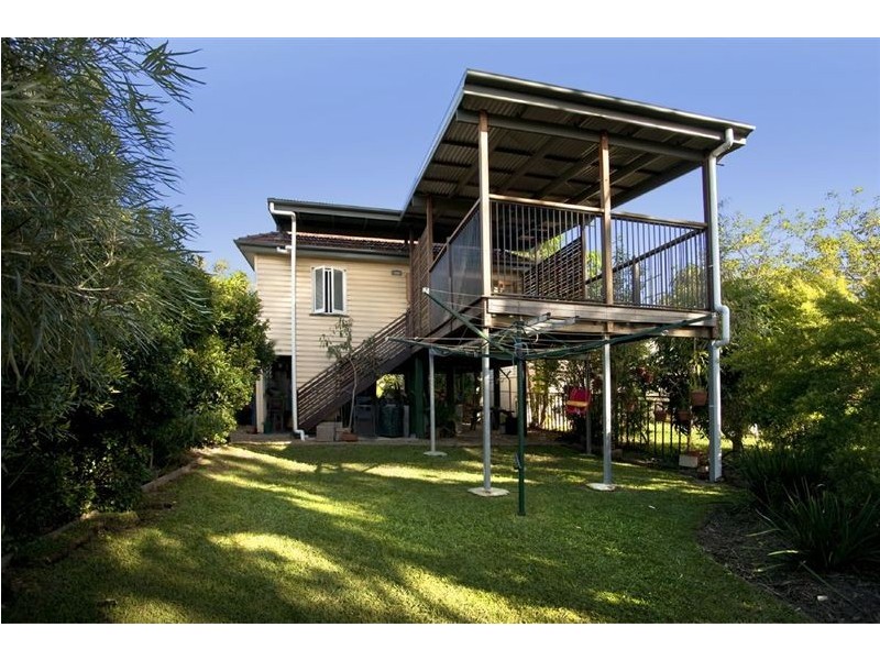 454 Oxley Avenue, Redcliffe QLD 4020