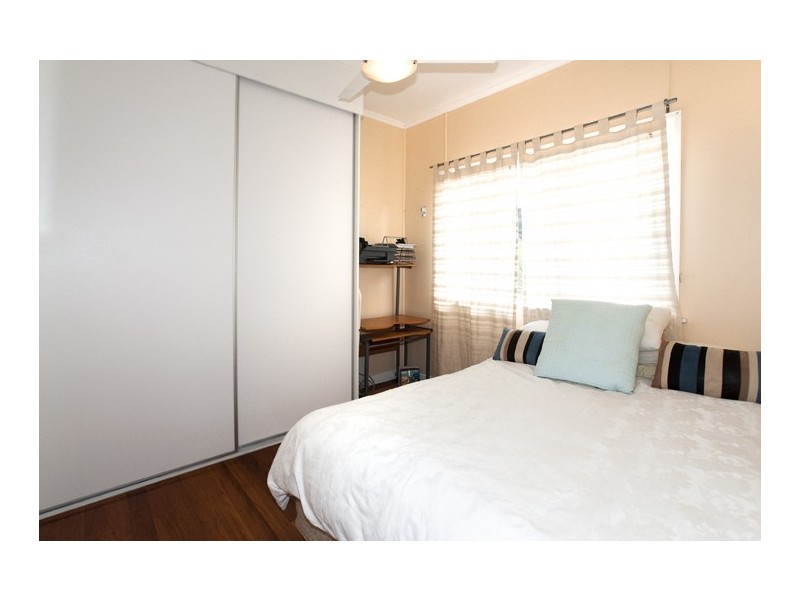 175 Scarborough Road, Redcliffe QLD 4020