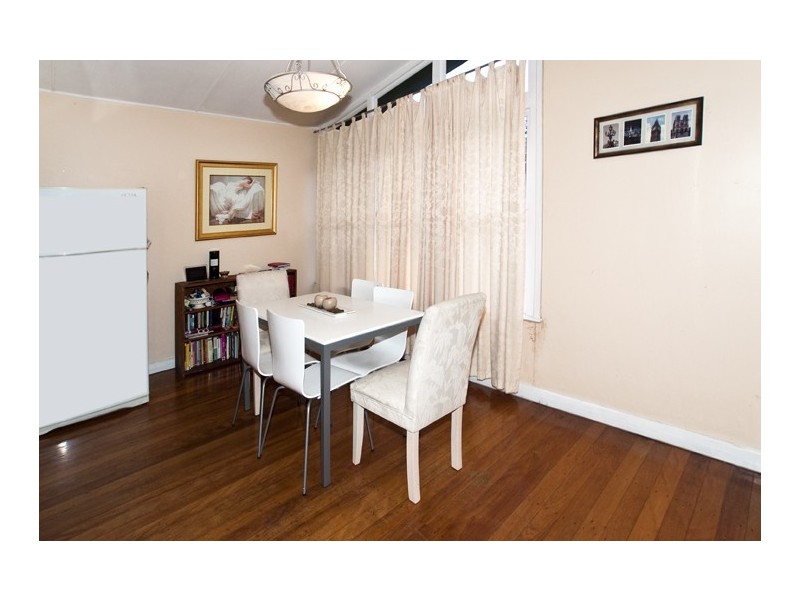 175 Scarborough Road, Redcliffe QLD 4020