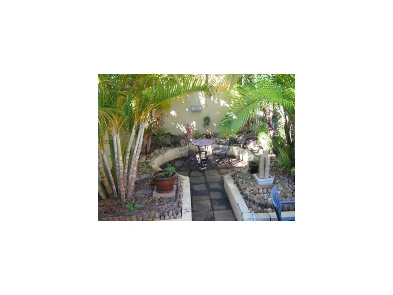 117 Scarborough Road, Redcliffe QLD 4020
