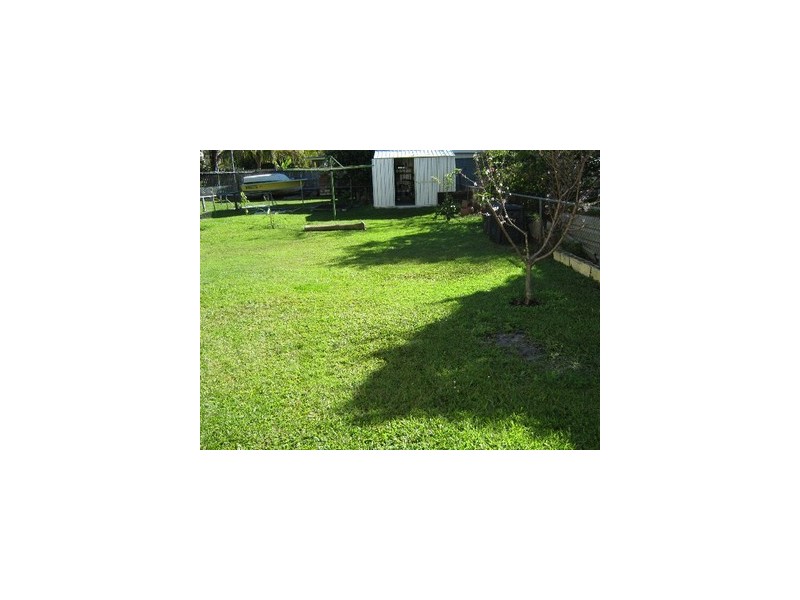 117 Scarborough Road, Redcliffe QLD 4020
