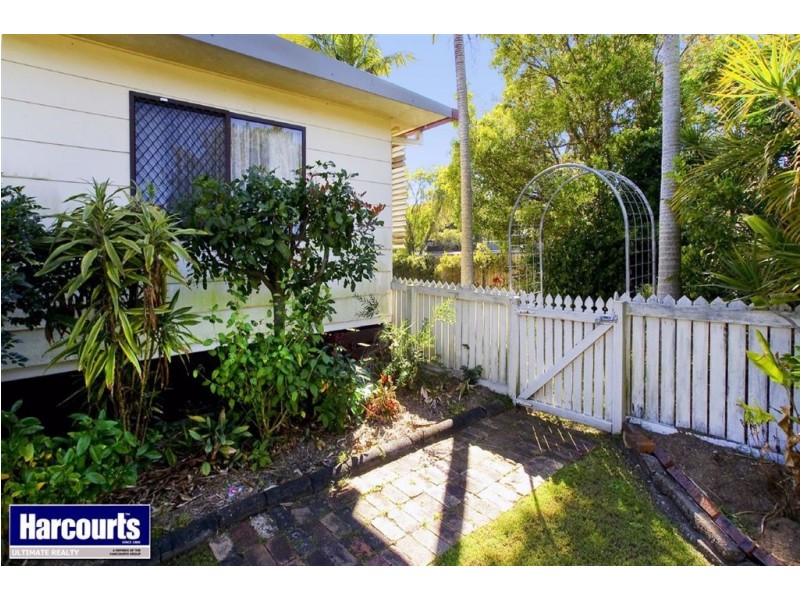 31 Longland Street, Redcliffe QLD 4020