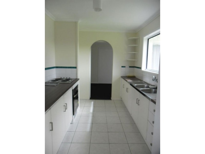 16 Newport Drive, Newport QLD 4020