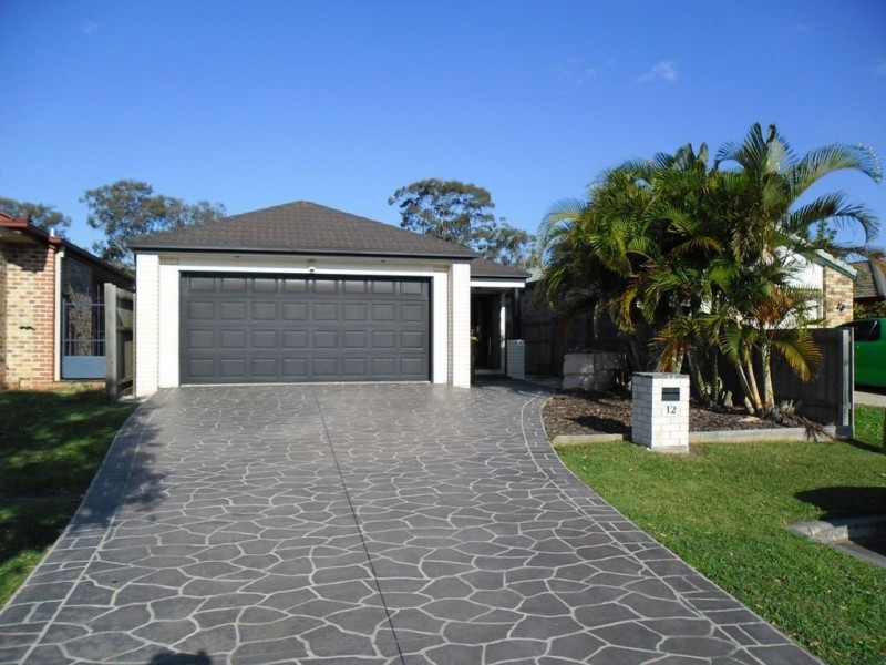 12 Kristen Court, Newport QLD 4020
