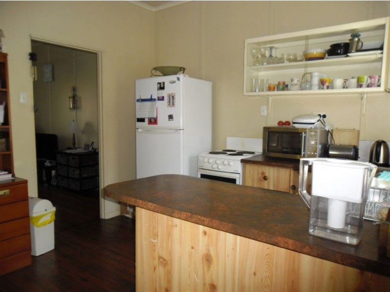 12 Louis Street, Redcliffe QLD 4020