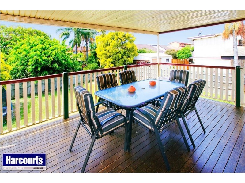 30 Porter Street, Redcliffe QLD 4020