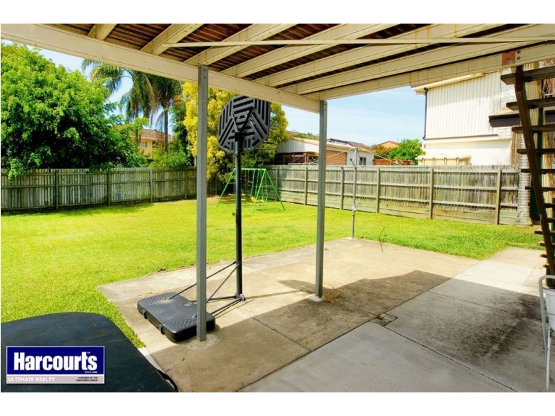 30 Porter Street, Redcliffe QLD 4020