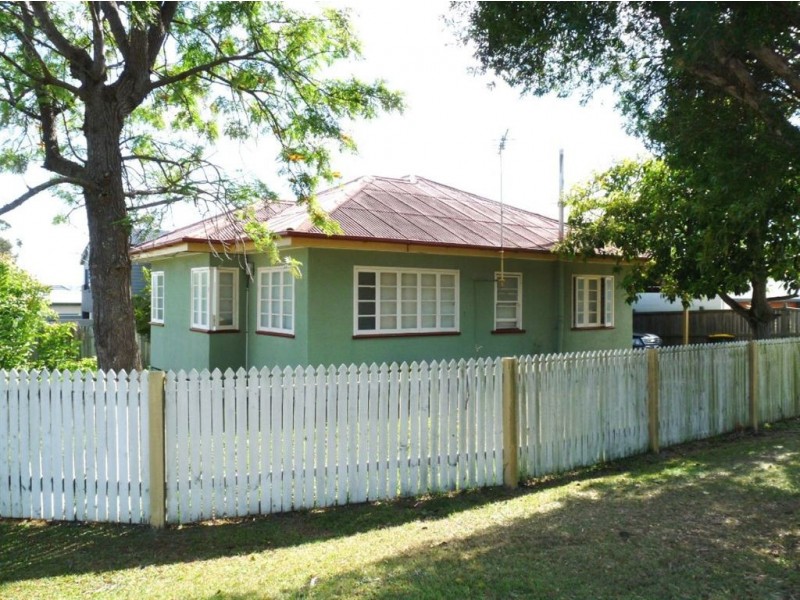 218 Oxley Avenue, Margate QLD 4019