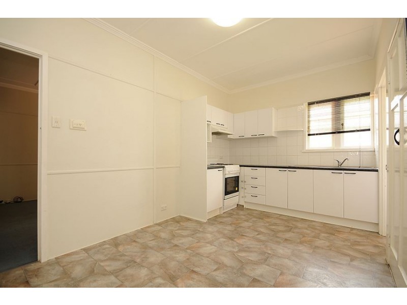 218 Oxley Avenue, Margate QLD 4019