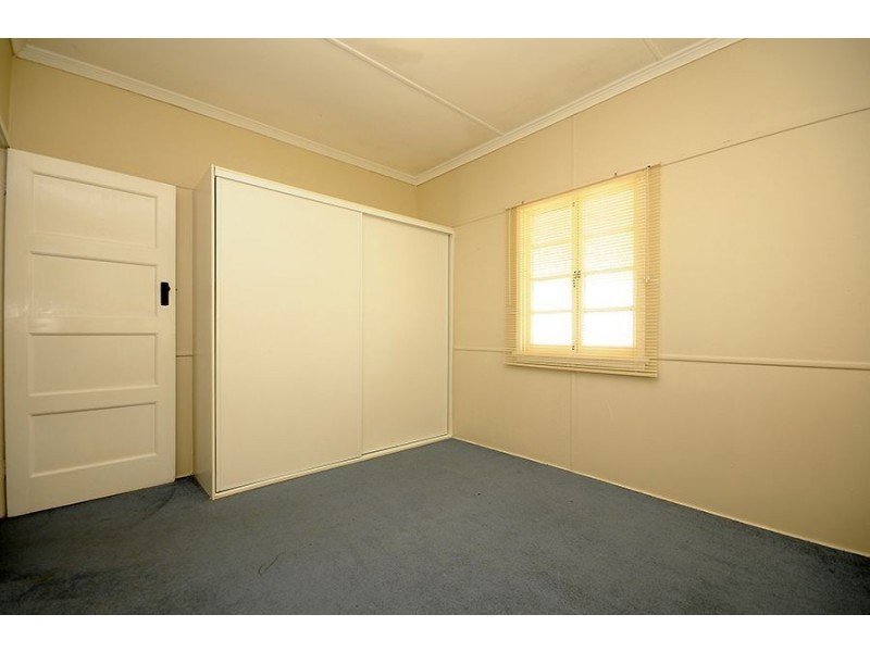 218 Oxley Avenue, Margate QLD 4019
