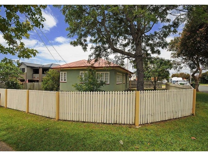 218 Oxley Avenue, Margate QLD 4019