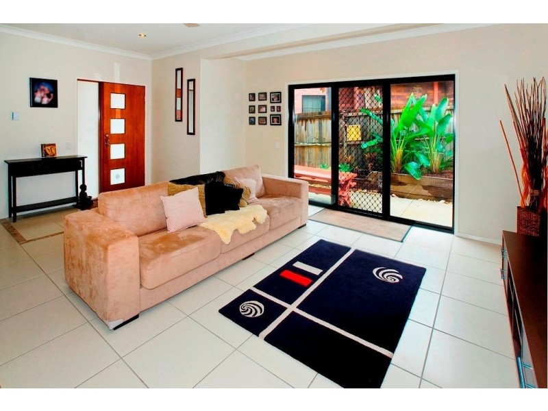 11a Rosemary Street, Margate QLD 4019