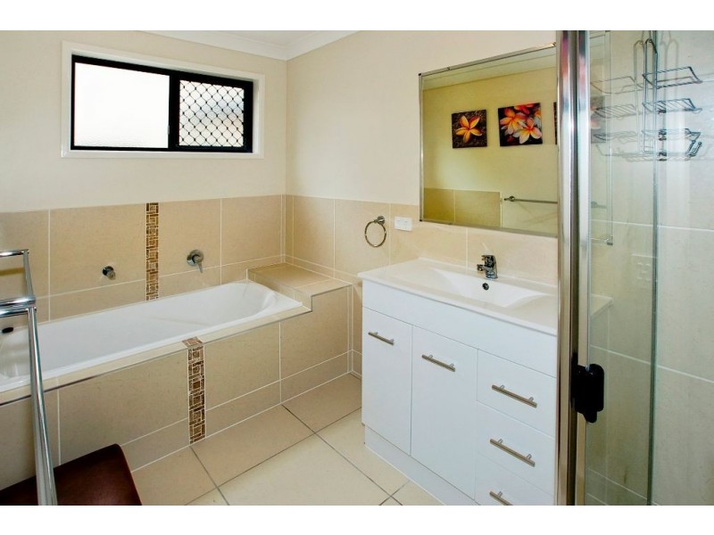11a Rosemary Street, Margate QLD 4019