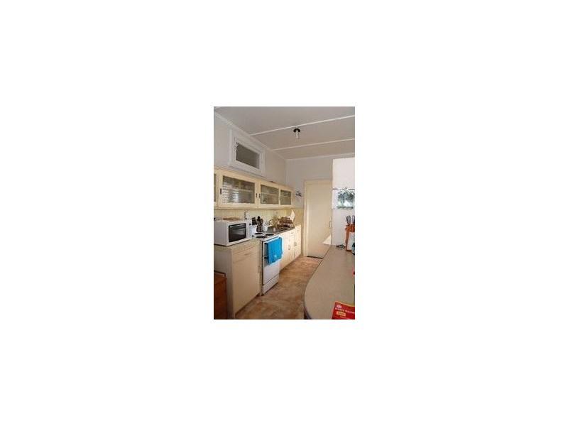 46 Gayundah Esplanade, Woody Point QLD 4019
