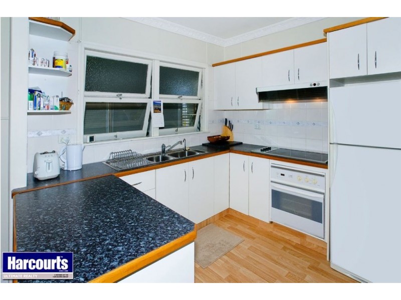 5 Donald Street, Woody Point QLD 4019