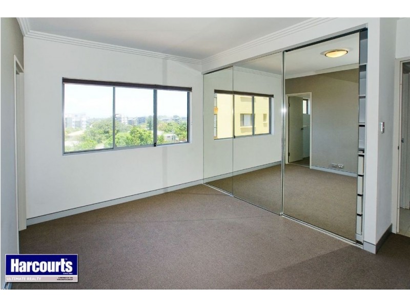 35/83 Marine Parade, Redcliffe QLD 4020