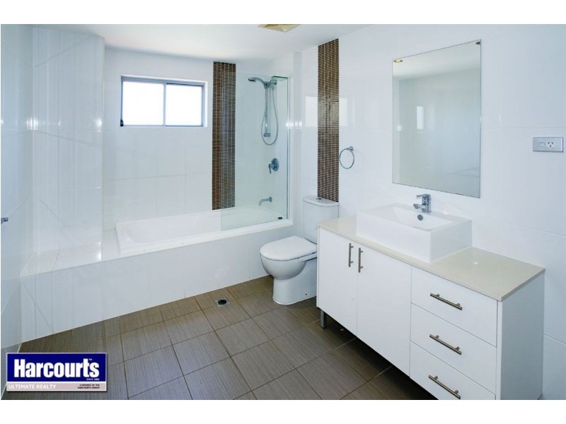 35/83 Marine Parade, Redcliffe QLD 4020