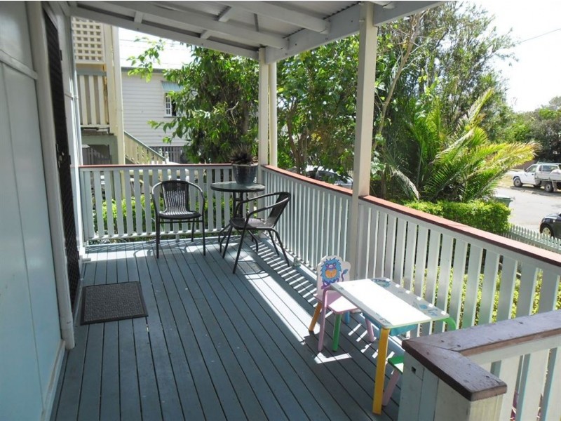 5 John Street, Redcliffe QLD 4020