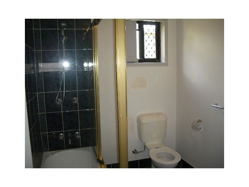 2/19 Prince Edward Pde, Redcliffe QLD 4020