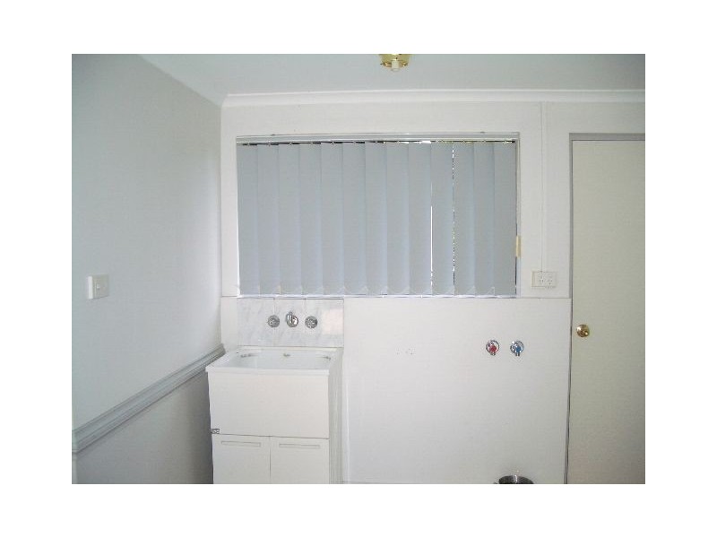 2/19 Prince Edward Pde, Redcliffe QLD 4020