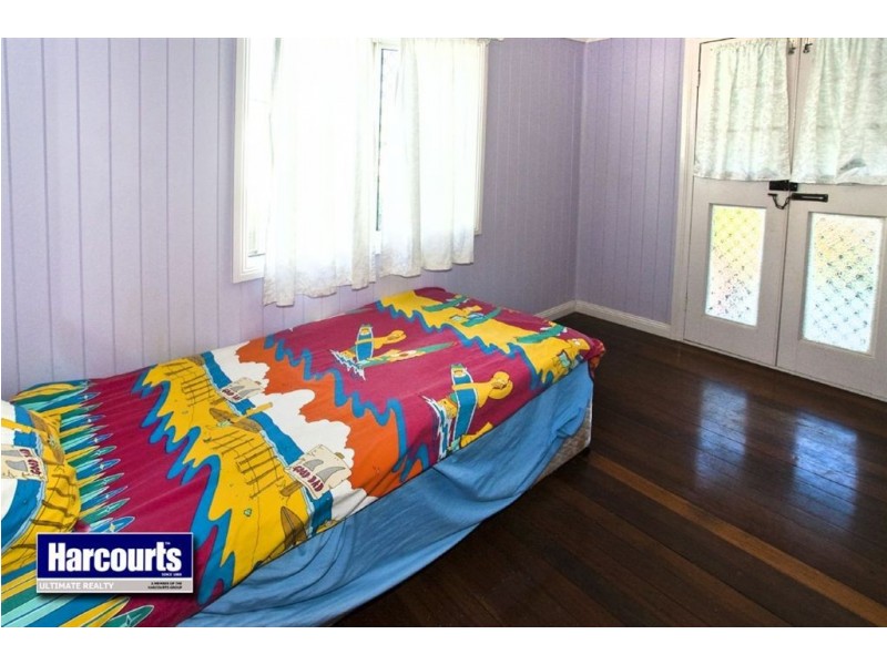 61 McLennan Street, Woody Point QLD 4019