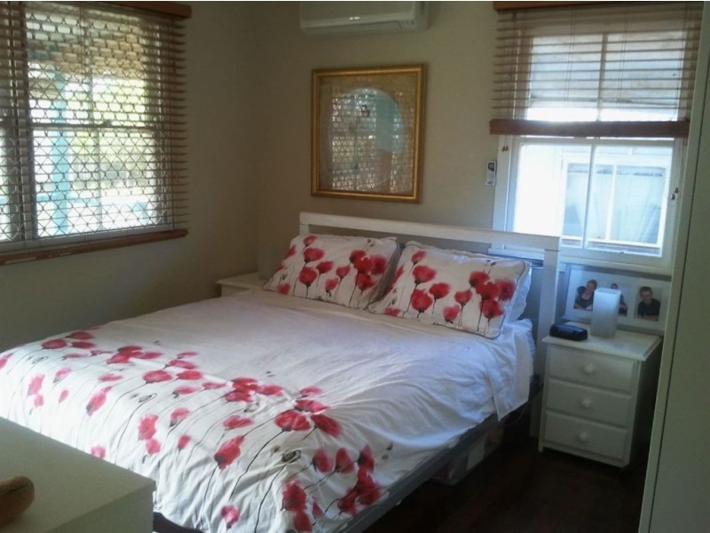 121 Mein Street, Scarborough QLD 4020