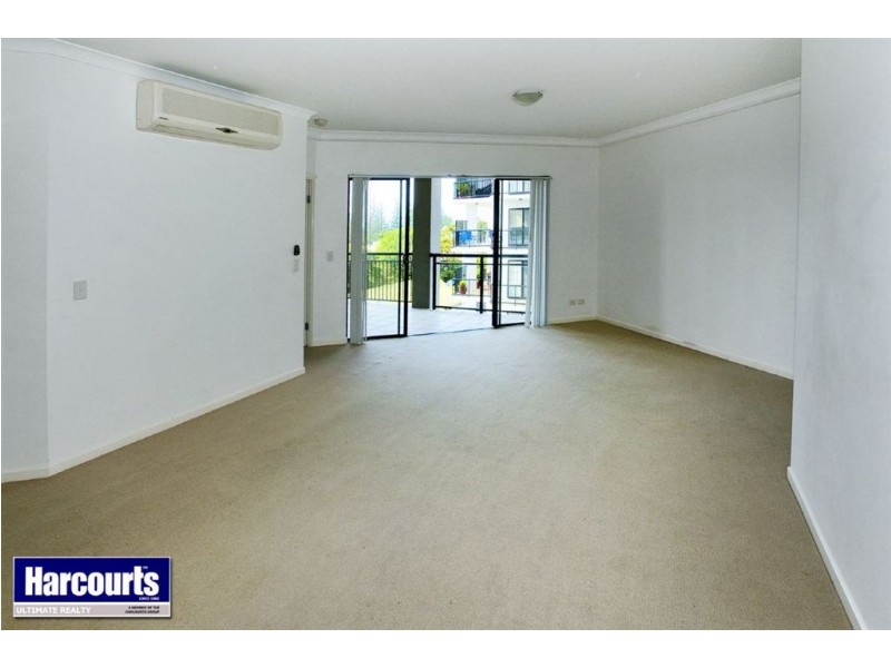 8/5 Rock Street, Scarborough QLD 4020